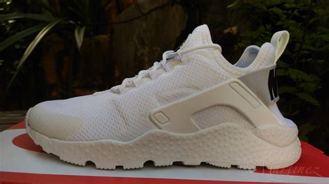 nike air huarache ultra fake vs real|nike air huarache original.